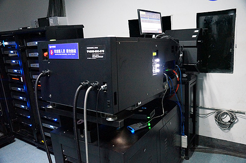 NEC三色激光数字电影放映机--湖南首家激光巨