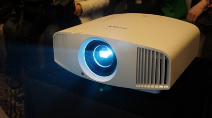 20171213-sony-x08.jpg